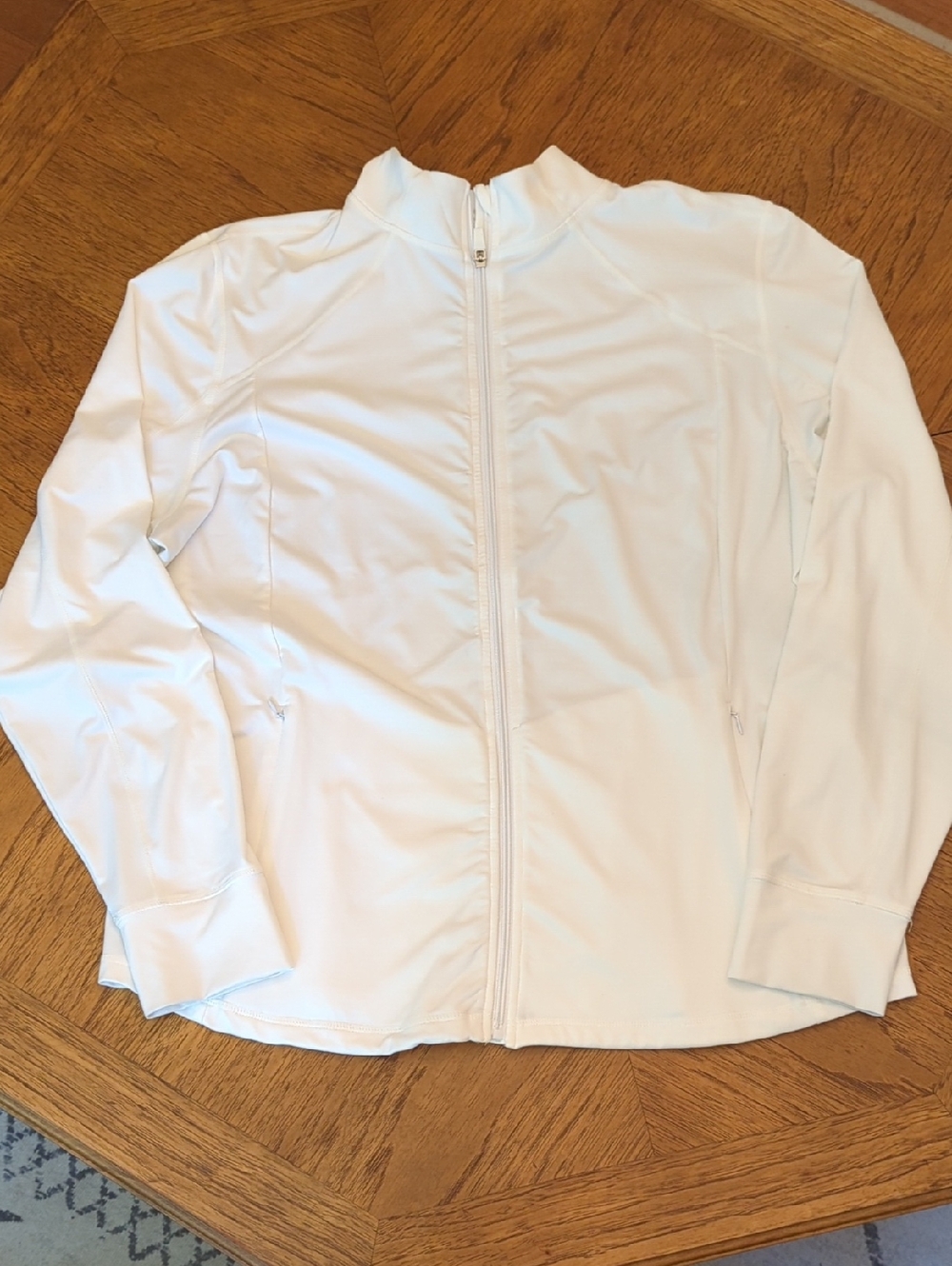 White Full-Zip Lightweight Sunmer Jacket Beach  Resortwear
